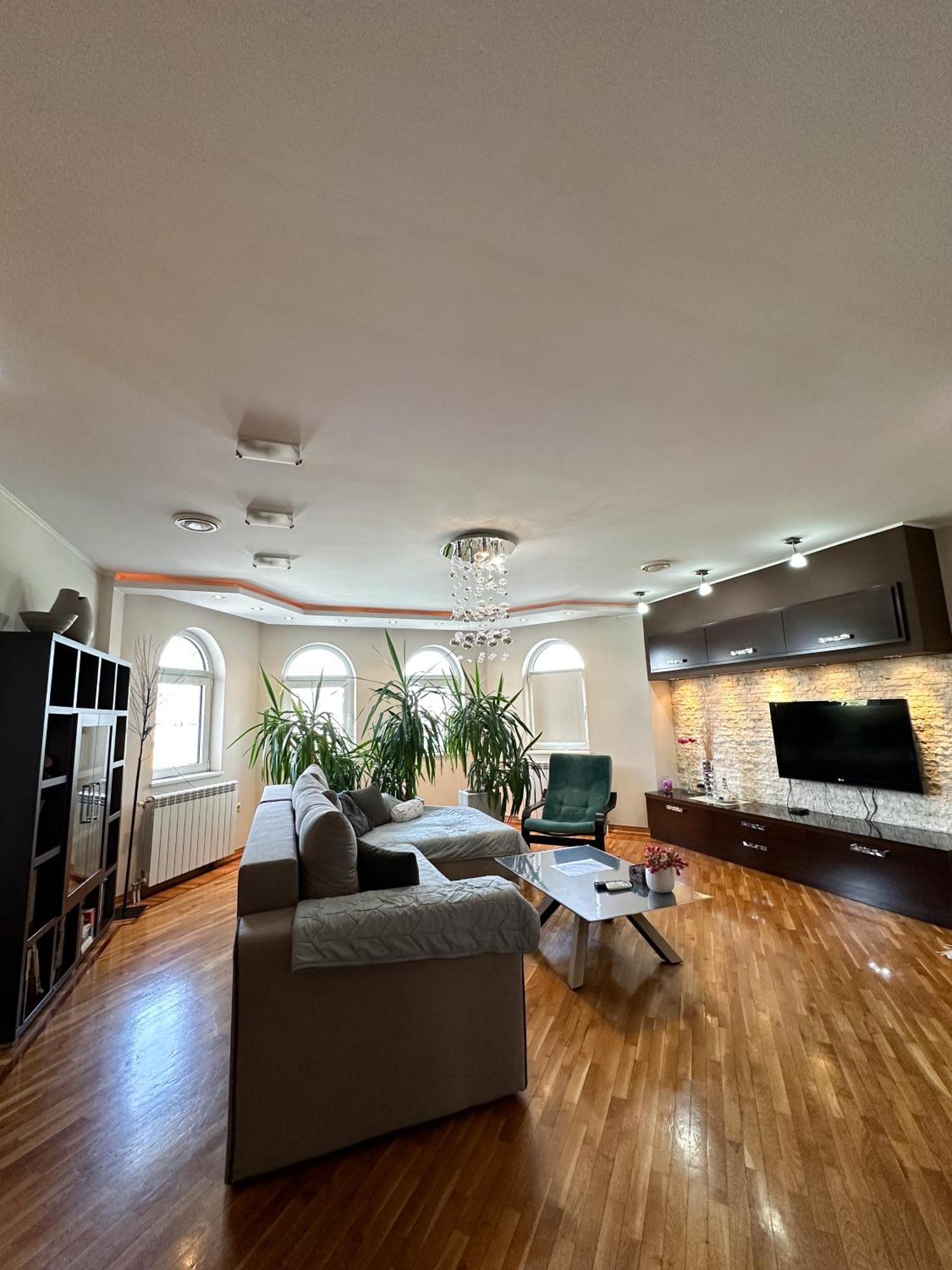 Lovely Apartments Free Street Parking Нови-Сад Экстерьер фото